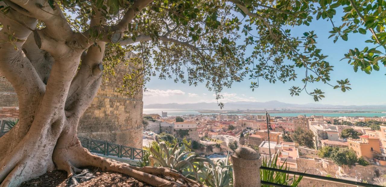 Le Scale Sul Porto . Marina Centro Storico. Ac Apartamento Cagliari Exterior foto