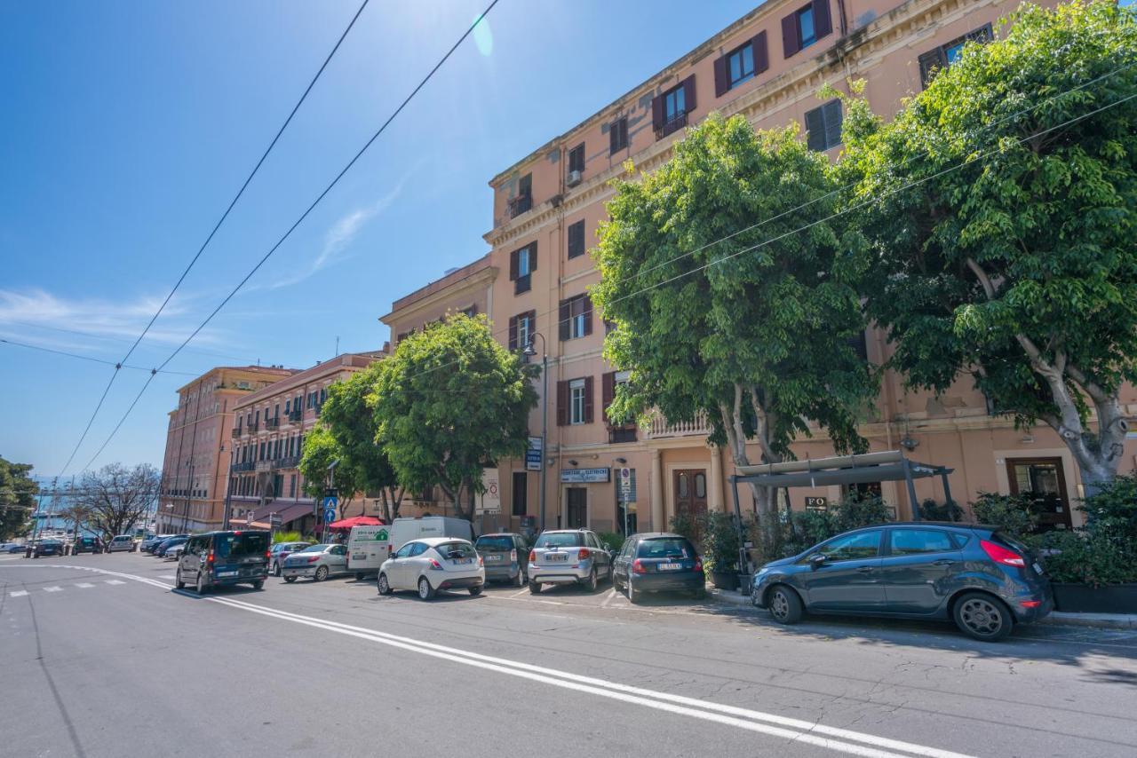 Le Scale Sul Porto . Marina Centro Storico. Ac Apartamento Cagliari Exterior foto